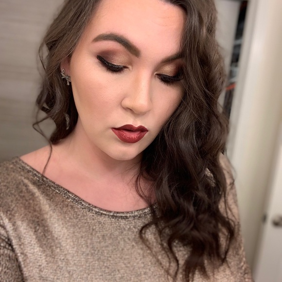 Meet your Posher, Katie - Picture 4 of 8